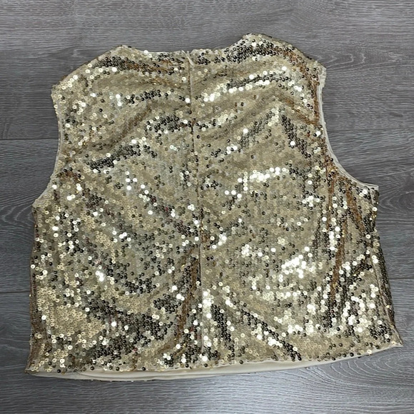 NWOT Shein Gold Sequin Sleeveless Top M - Picture 10 of 11